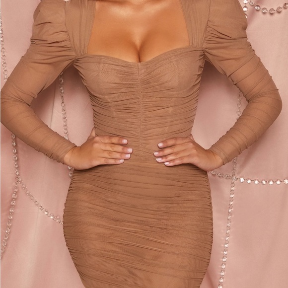 Oh Polly Dress - Picture 2 of 8